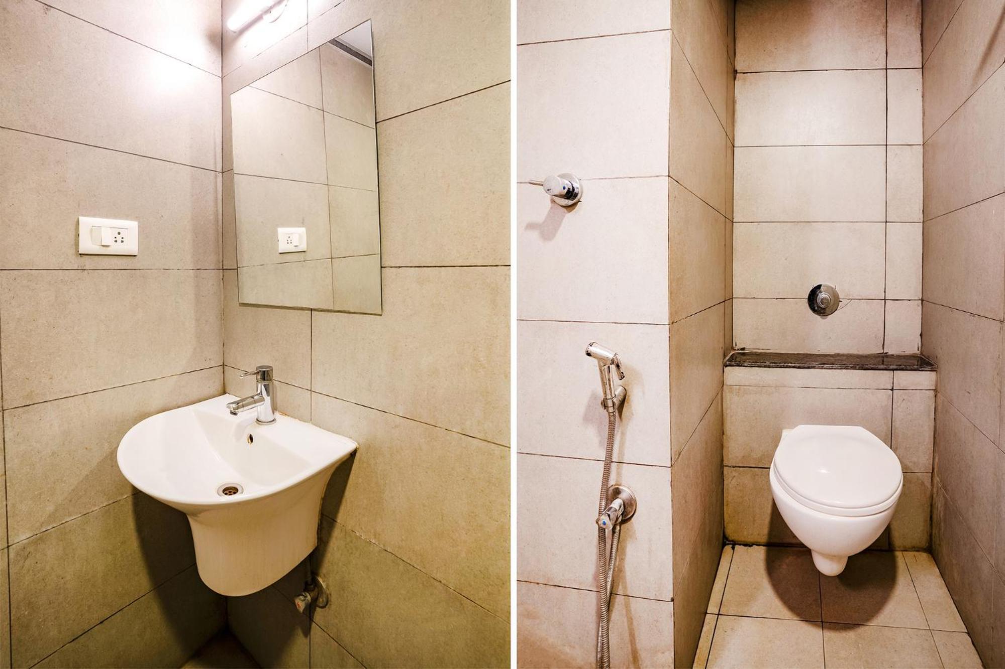 Capital O 61292 Manyata Sterling Hotel Bangalore Bagian luar foto