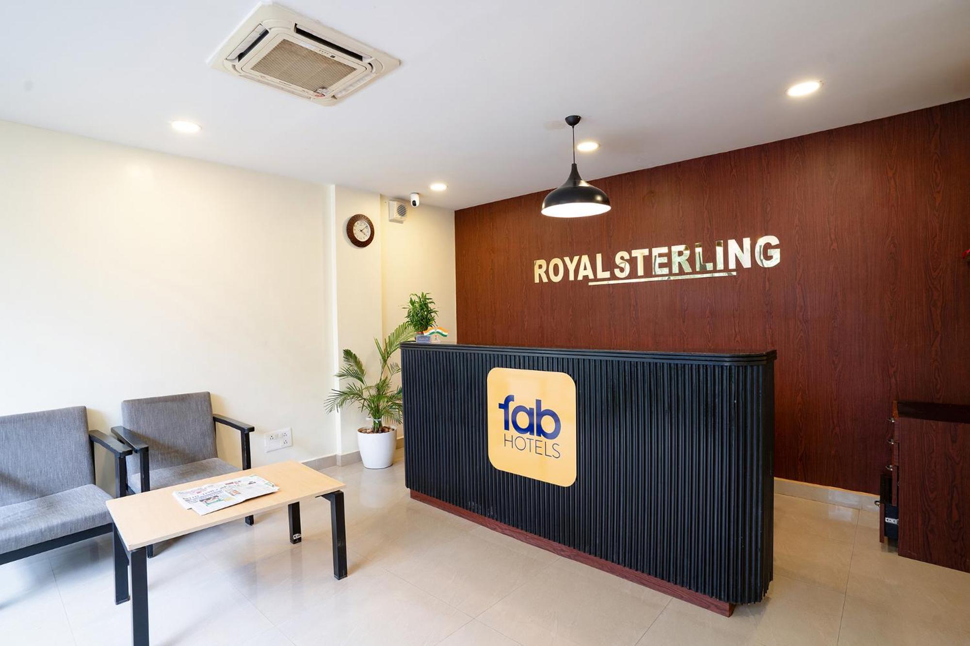 Capital O 61292 Manyata Sterling Hotel Bangalore Bagian luar foto