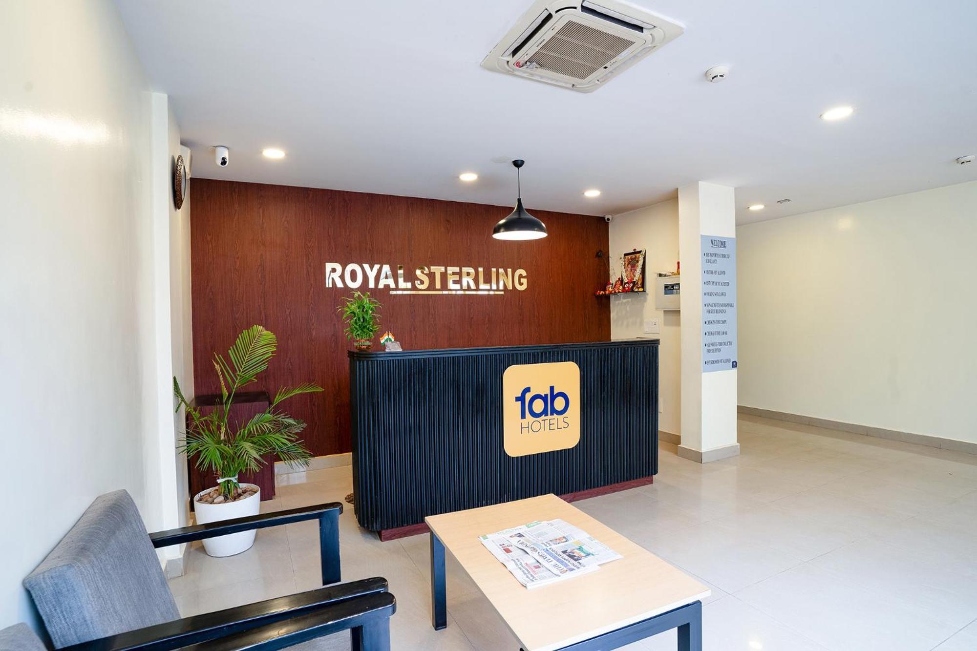Capital O 61292 Manyata Sterling Hotel Bangalore Bagian luar foto